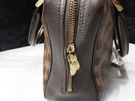 certificat d'authenticité sac louis vuitton|How To Authenticate Louis Vuitton Bags .